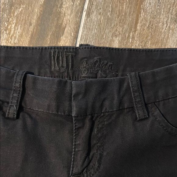 Kut from the Kloth Black Bermuda Shorts Versatile Style - Picture 5 of 15